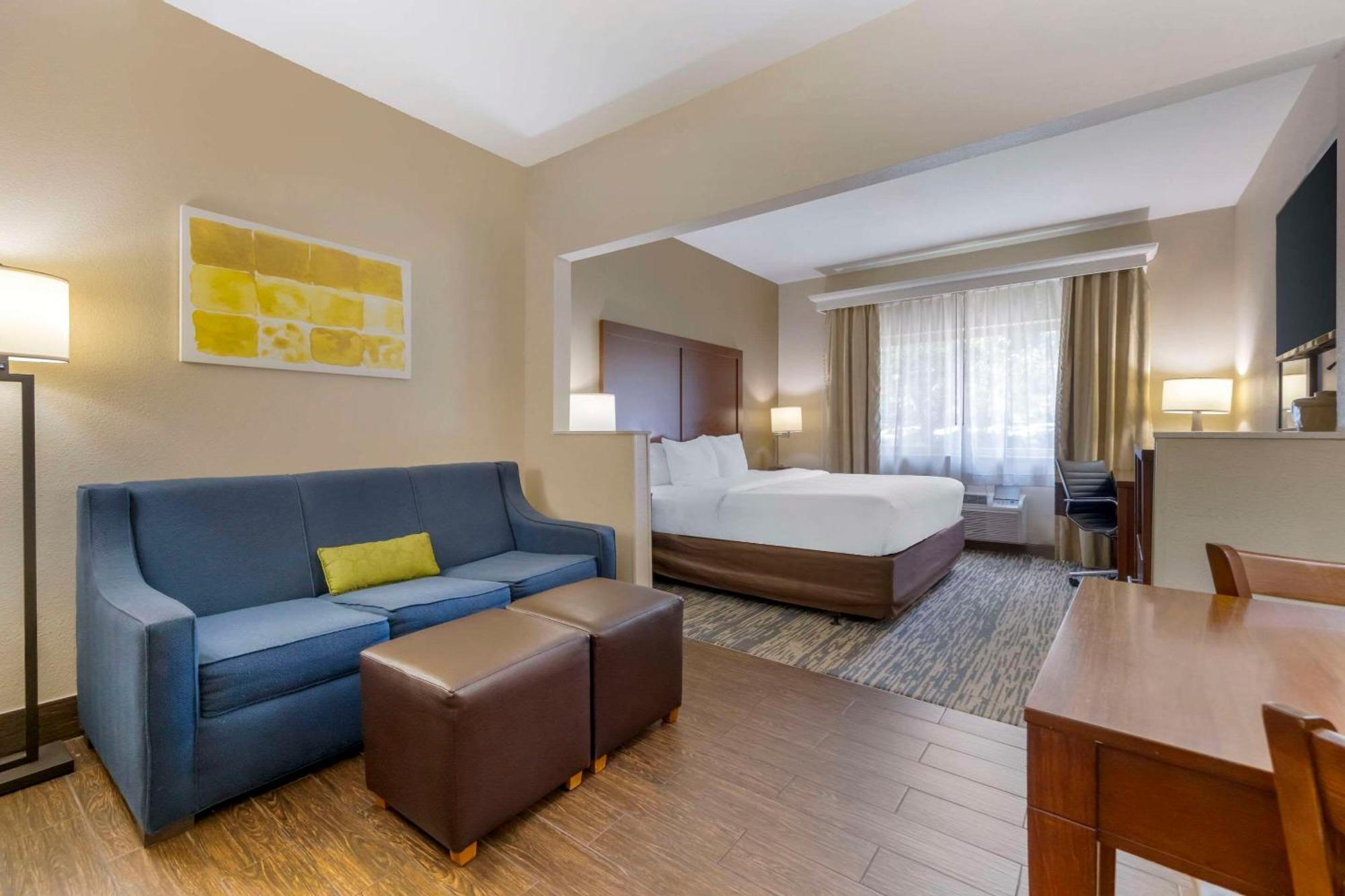 Comfort Suites Keeneland Lexington Buitenkant foto